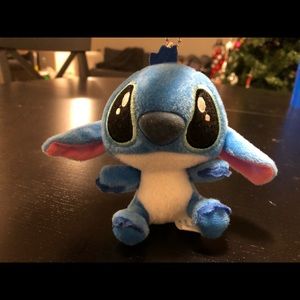 MINI PLUSH STITCH KEYCHAIN